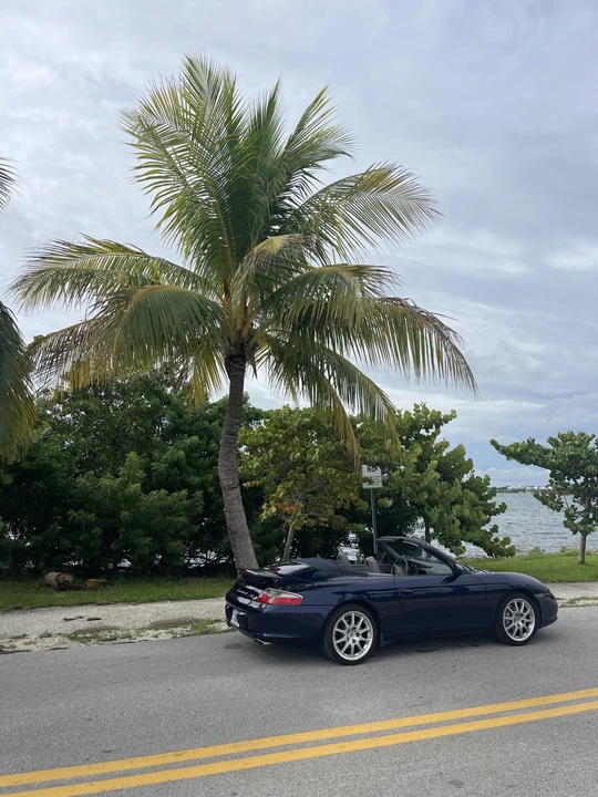 2002 Porsche 996 Carrera 4 - Image 5 of 31