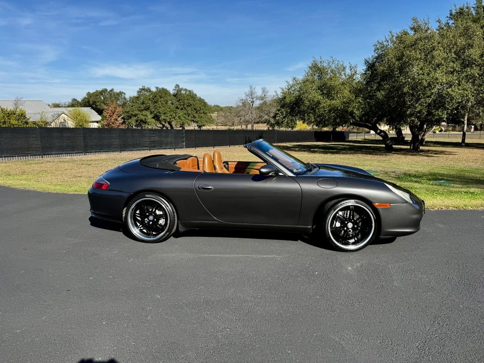 2002 Porsche 996 Carrera 4 - Image 18 of 31