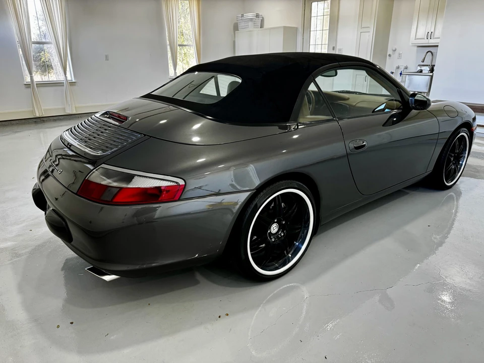 2002 Porsche 996 Carrera 4 - Image 9 of 31