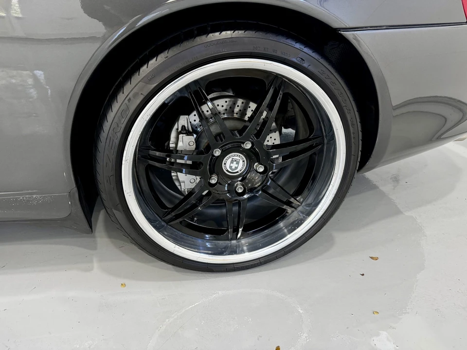 2002 Porsche 996 Carrera 4 - Image 27 of 31