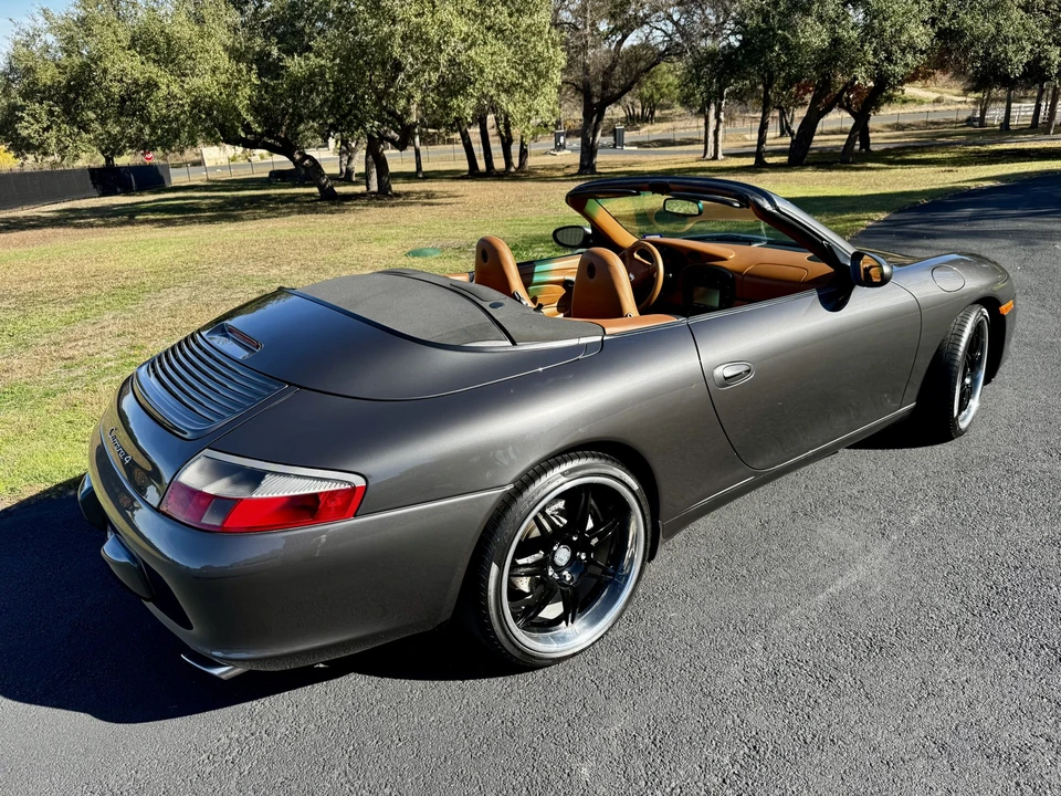 2002 Porsche 996 Carrera 4 - Image 19 of 31
