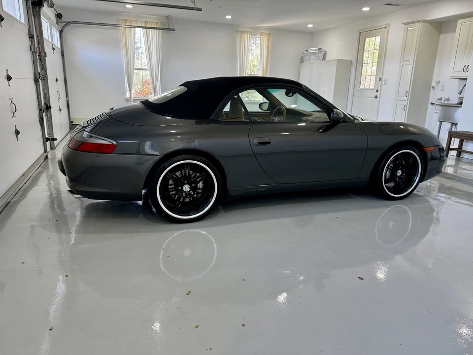 2002 Porsche 996 Carrera 4 - Image 10 of 31