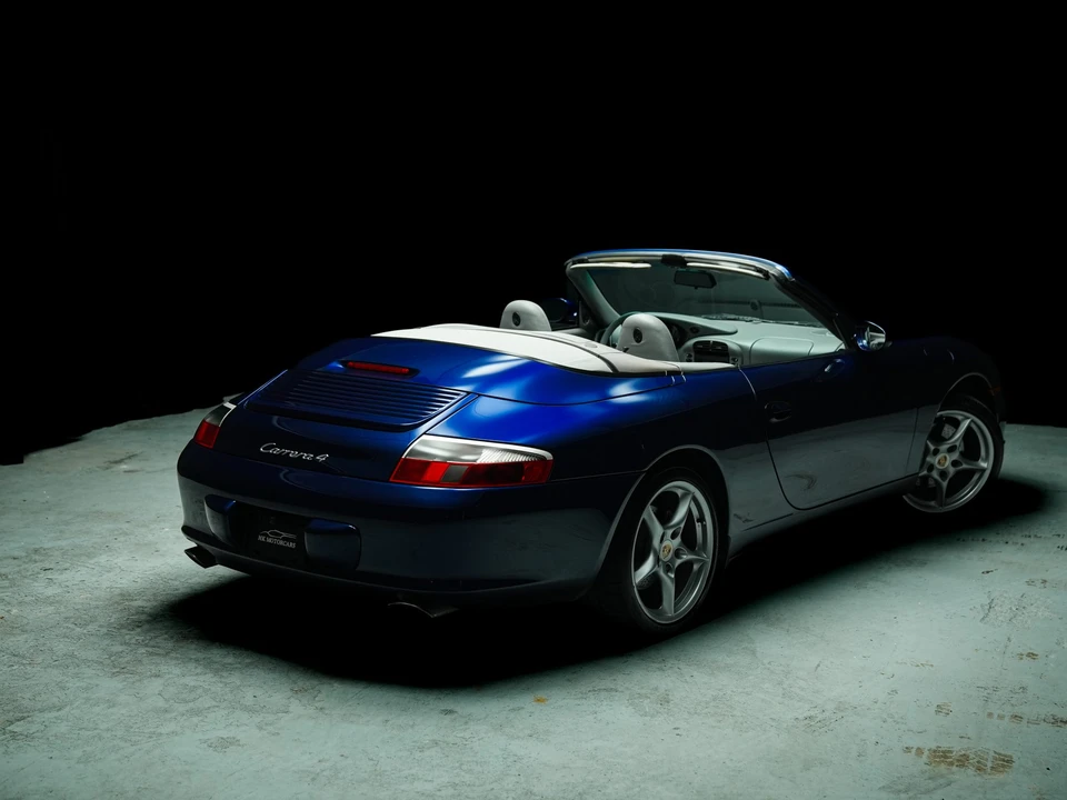 2002 Porsche 996 Carrera 4 - Image 11 of 31
