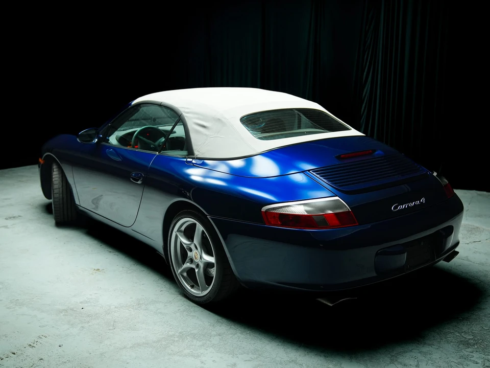 2002 Porsche 996 Carrera 4 - Image 17 of 31