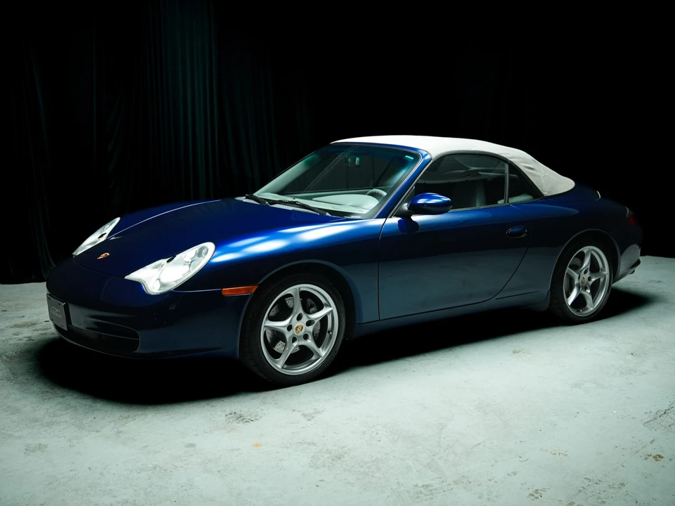 2002 Porsche 996 Carrera 4 - Image 16 of 31