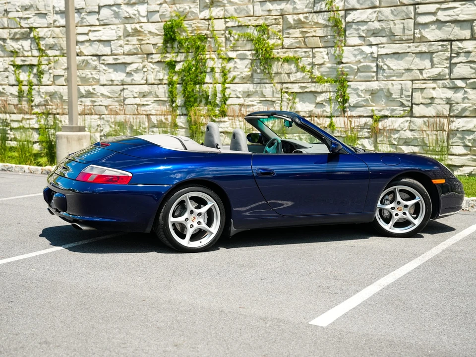 2002 Porsche 996 Carrera 4 - Image 29 of 31