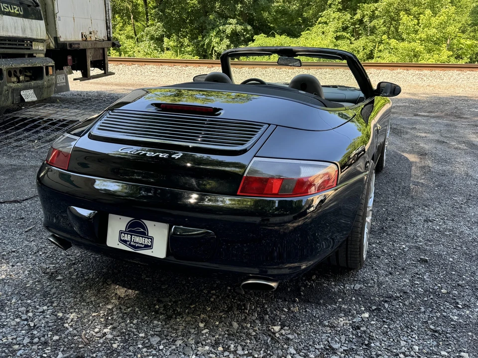2002 Porsche 996 Carrera 4S - Image 23 of 31