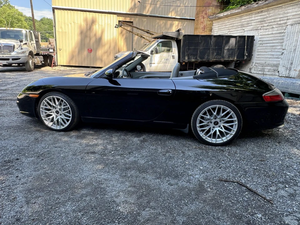 2002 Porsche 996 Carrera 4S - Image 29 of 31