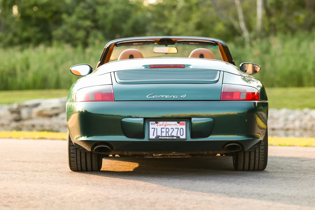 2002 Porsche 996 Carrera 4 - Image 16 of 31
