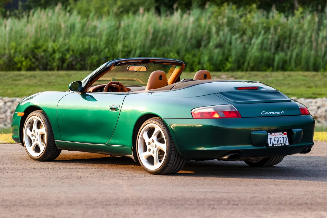 2002 Porsche 996 Carrera 4 - Image 11 of 31