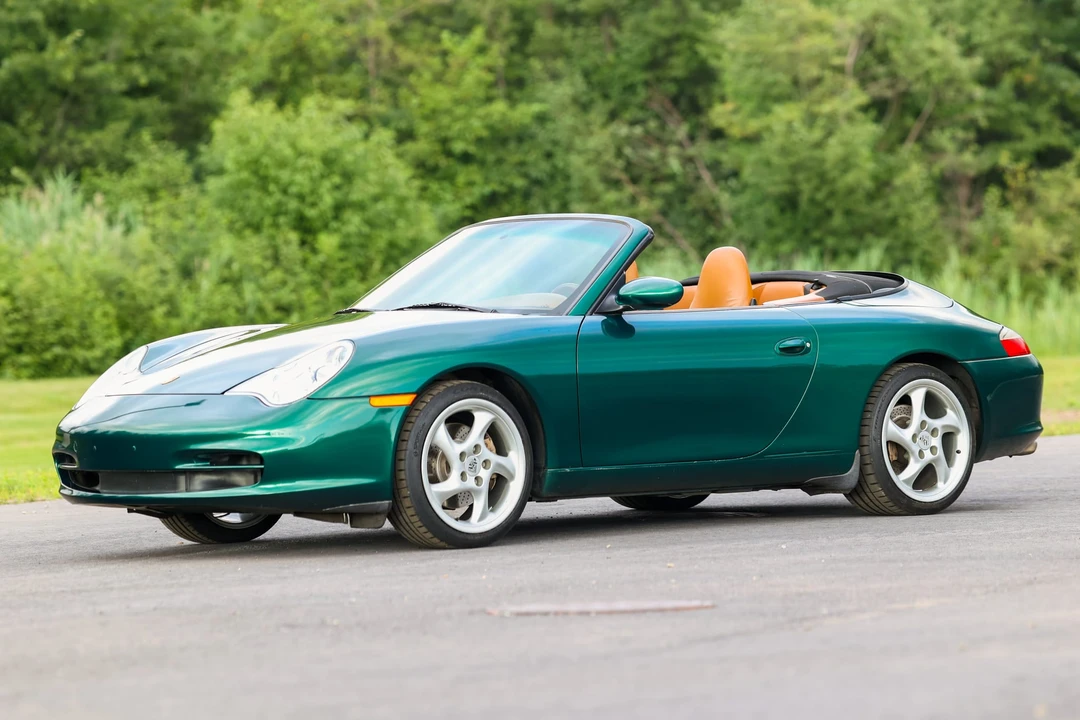 2002 Porsche 996 Carrera 4 - Image 7 of 31