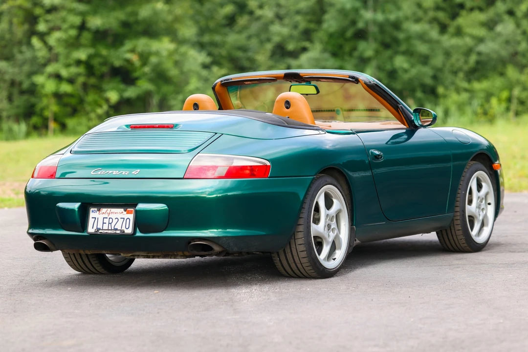 2002 Porsche 996 Carrera 4 - Image 21 of 31