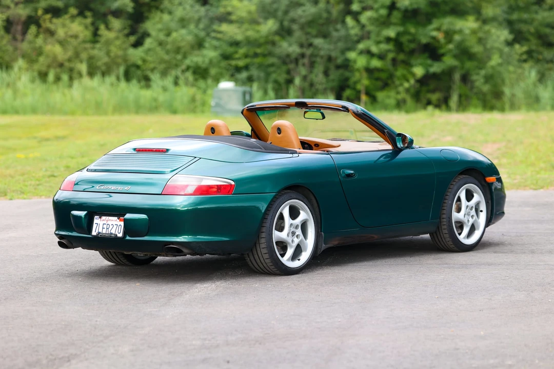 2002 Porsche 996 Carrera 4 - Image 22 of 31