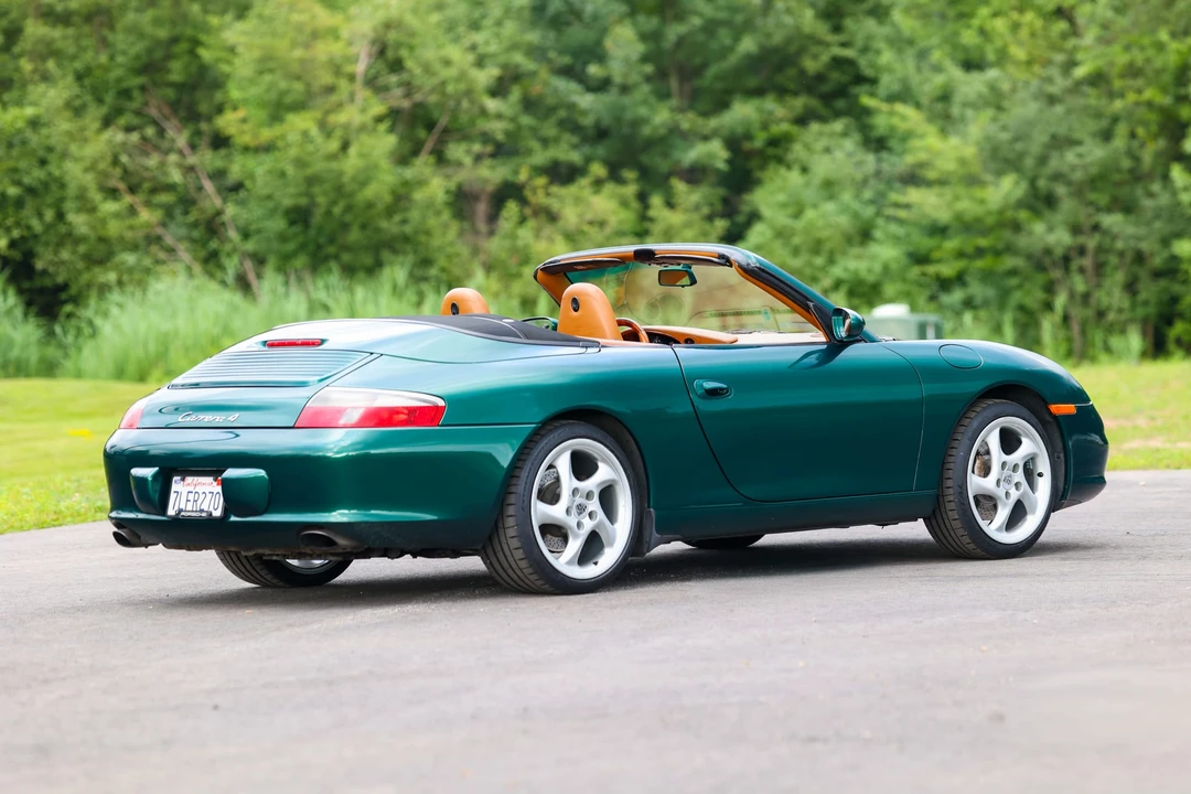 2002 Porsche 996 Carrera 4 - Image 24 of 31