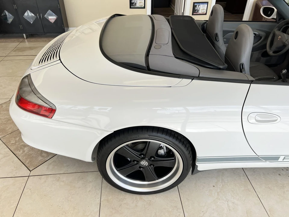 2002 Porsche 996 Carrera 4S - Image 26 of 31