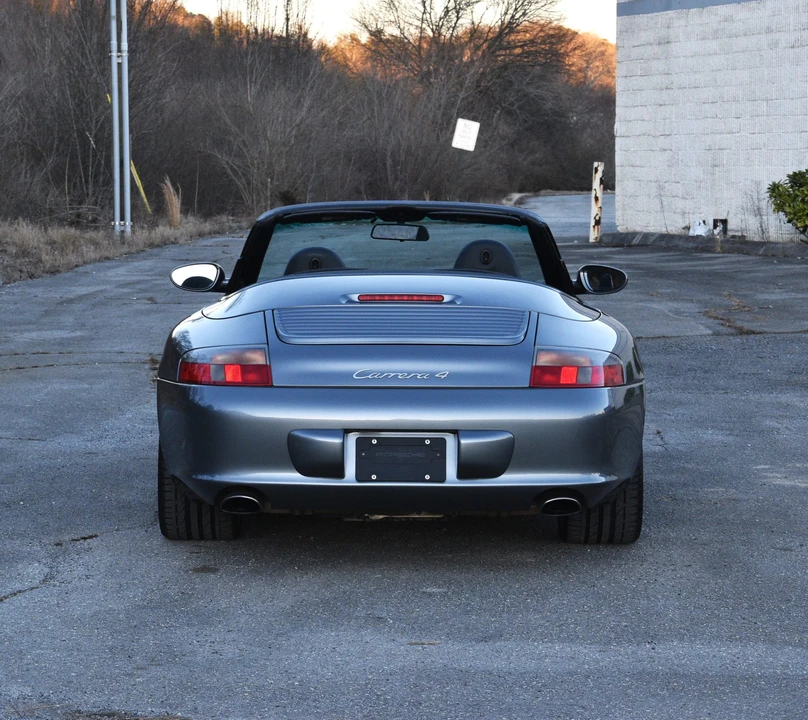 2002 Porsche 996 Carrera - Image 11 of 31