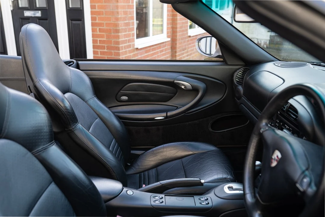 2002 Porsche 996 Carrera 4 - Image 23 of 30