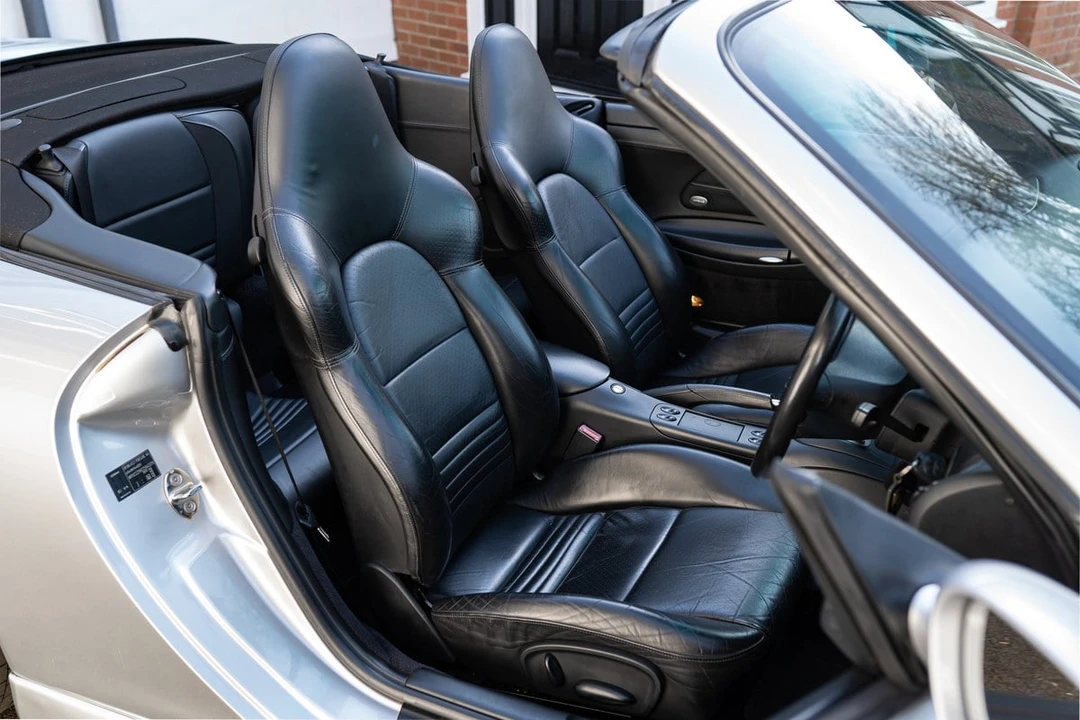 2002 Porsche 996 Carrera 4 - Image 7 of 30
