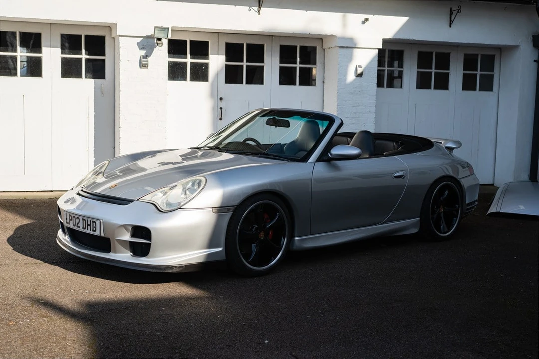 2002 Porsche 996 Carrera 4 - Image 11 of 30