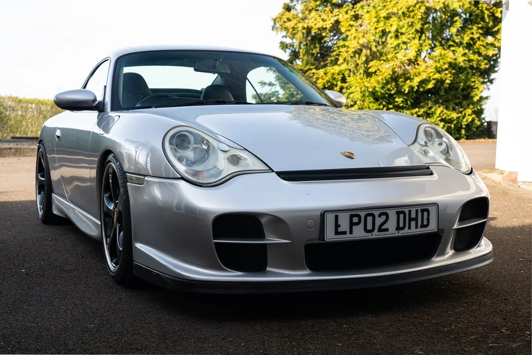 2002 Porsche 996 Carrera 4 - Image 16 of 30