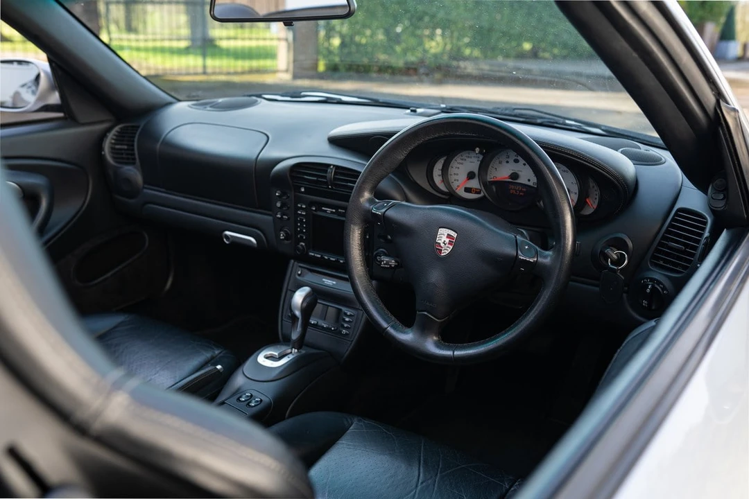 2002 Porsche 996 Carrera 4 - Image 6 of 30