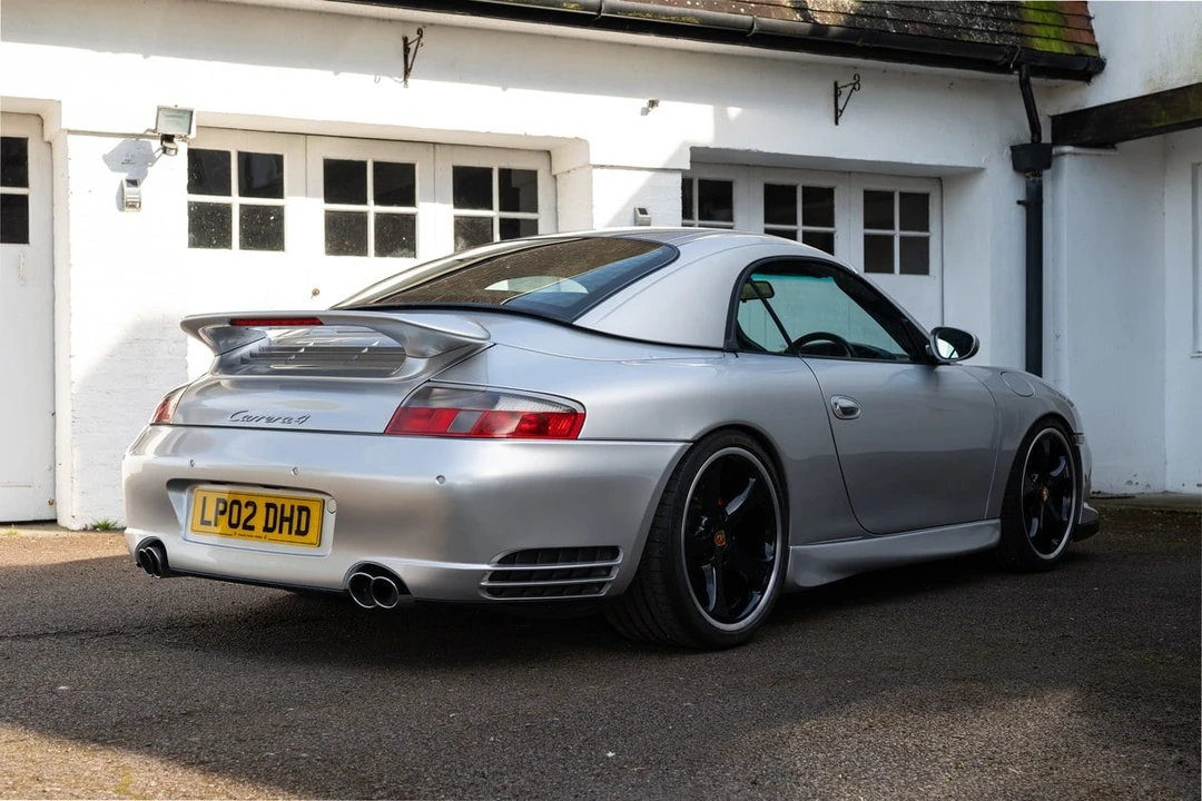 2002 Porsche 996 Carrera 4 - Image 18 of 30