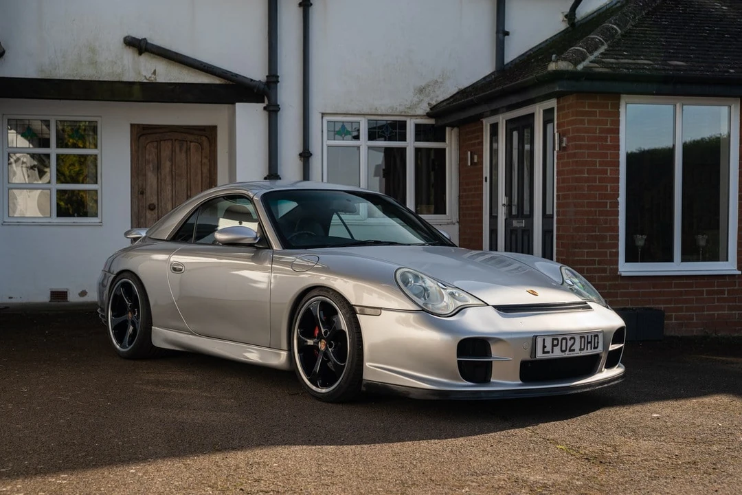 2002 Porsche 996 Carrera 4 - Image 13 of 30