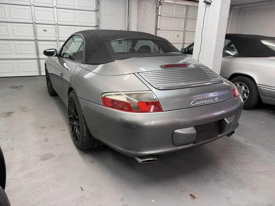 2002 Porsche 996 Carrera 4 - Image 8 of 31