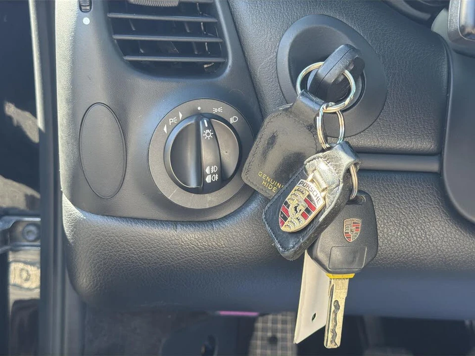 2002 Porsche 996 Carrera 4 - Image 7 of 26