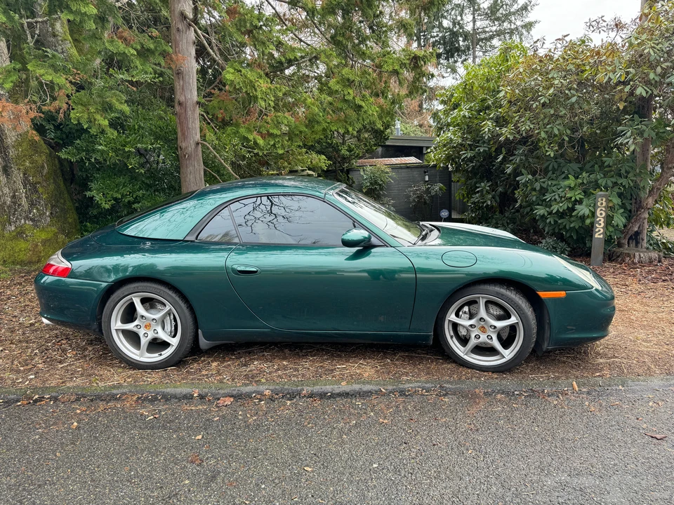 2002 Porsche 996 Carrera 4 - Image 13 of 31
