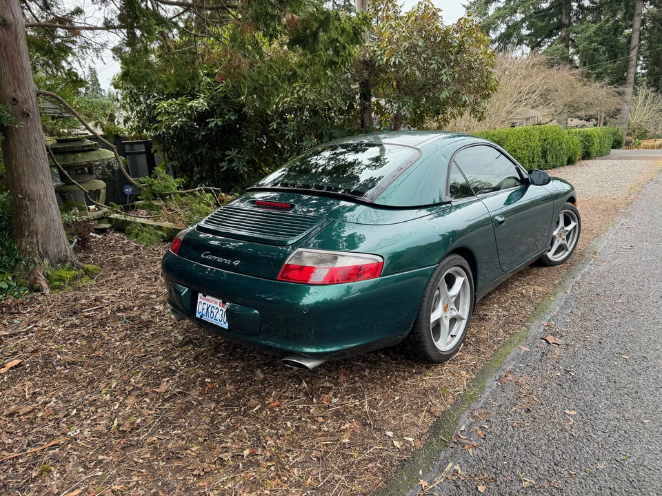 2002 Porsche 996 Carrera 4 - Image 19 of 31