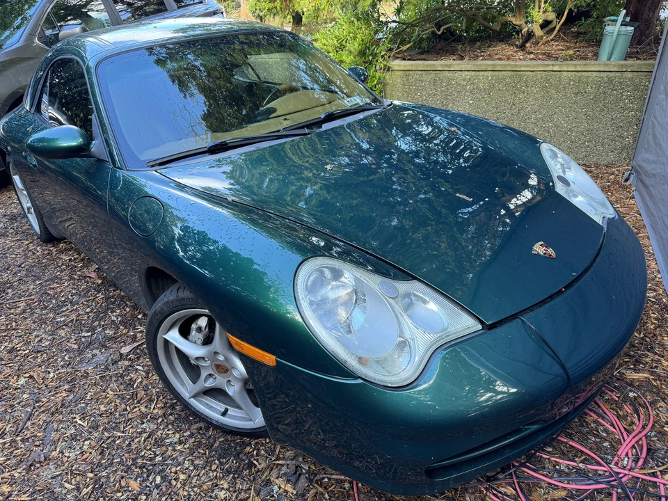 2002 Porsche 996 Carrera 4 - Image 25 of 31