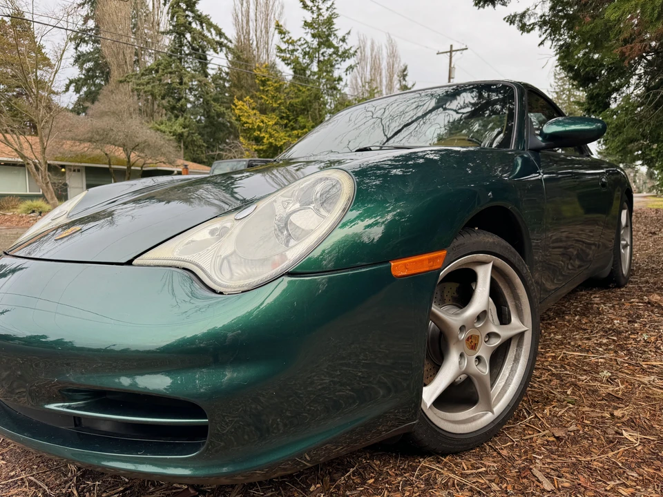 2002 Porsche 996 Carrera 4 - Image 26 of 31
