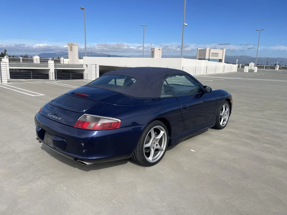 2002 Porsche 996 Carrera - Image 24 of 31
