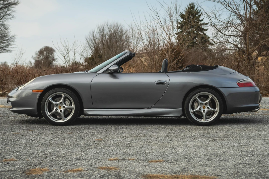 2002 Porsche 996 Carrera 4 - Image 18 of 31