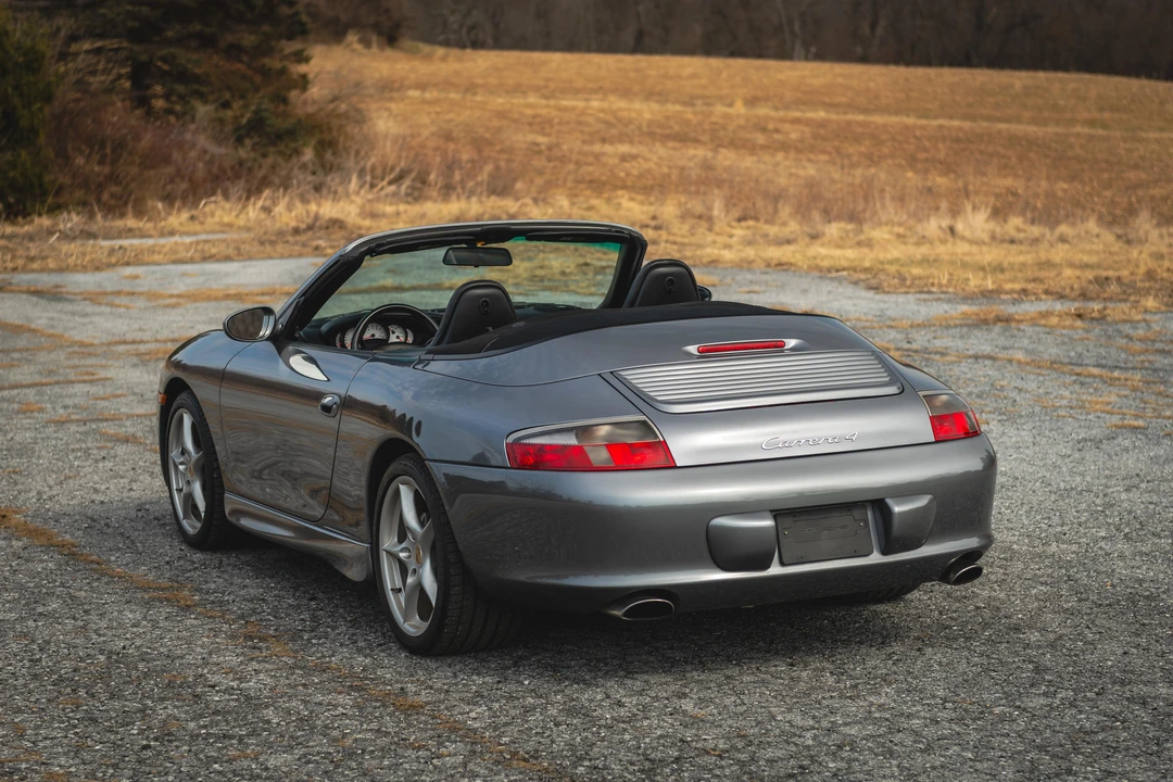 2002 Porsche 996 Carrera 4 - Image 27 of 31