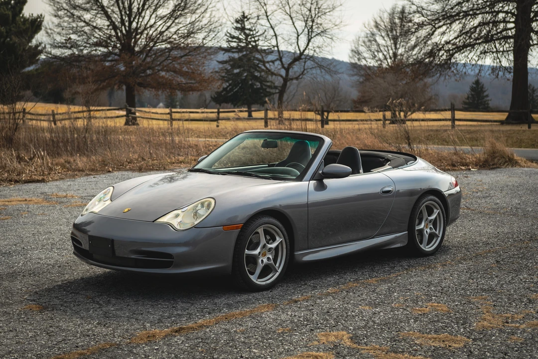 2002 Porsche 996 Carrera 4 - Image 9 of 31