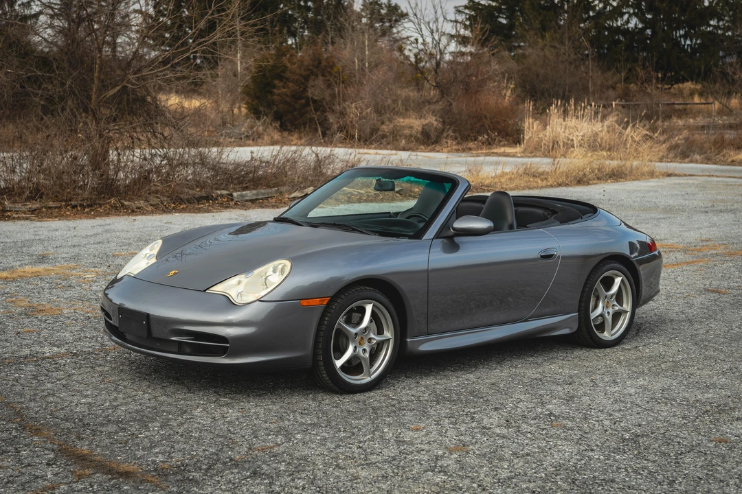 2002 Porsche 996 Carrera 4 - Image 15 of 31