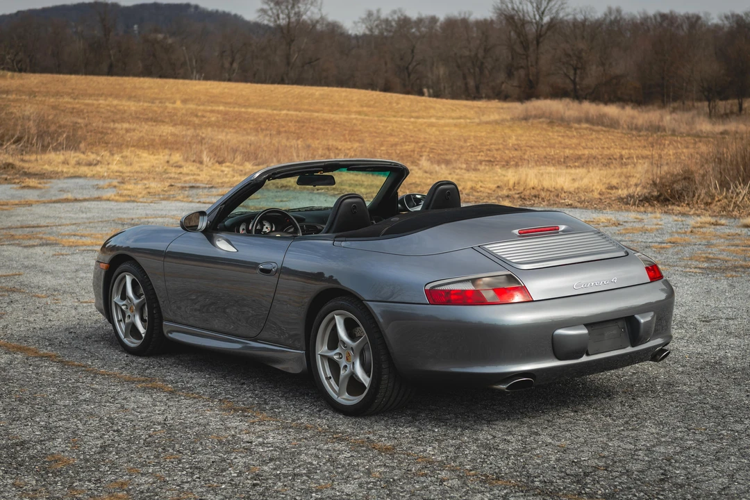 2002 Porsche 996 Carrera 4 - Image 23 of 31