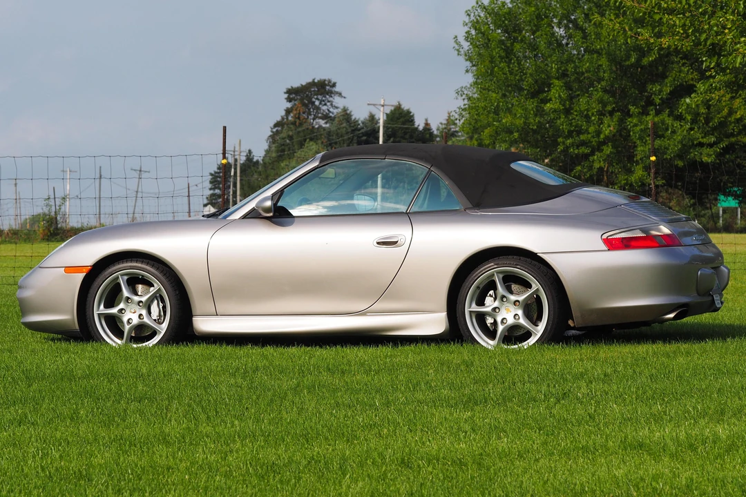 2002 Porsche 996 Carrera 4S - Image 8 of 9
