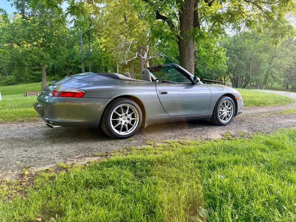 2002 Porsche 996 Carrera - Image 10 of 31