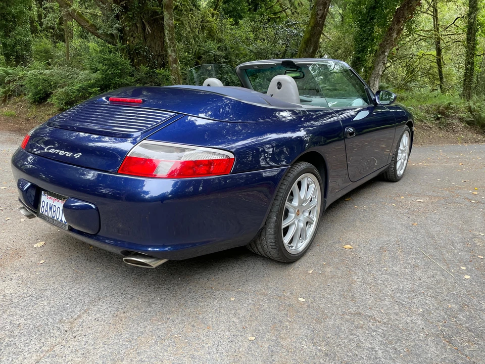 2002 Porsche 996 Carrera 4 - Image 18 of 31