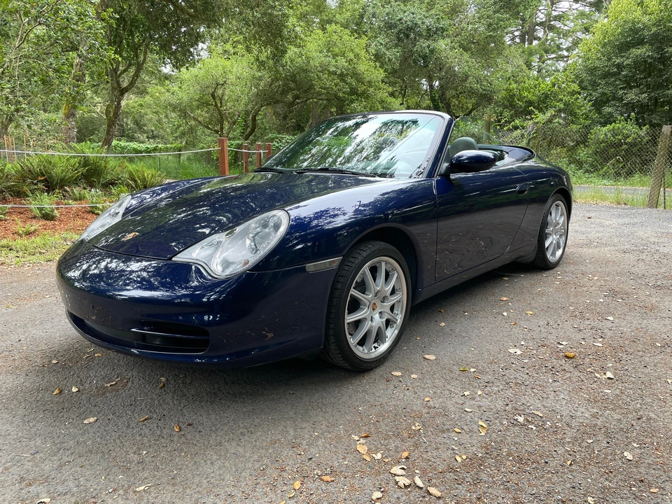 2002 Porsche 996 Carrera 4 - Image 8 of 31