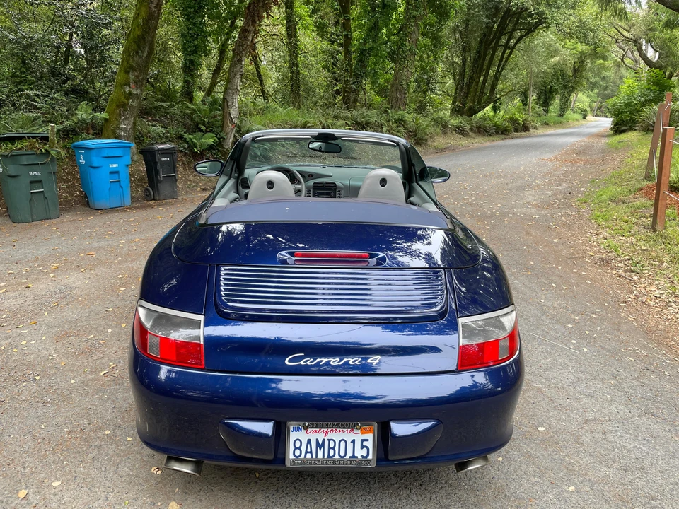 2002 Porsche 996 Carrera 4 - Image 15 of 31