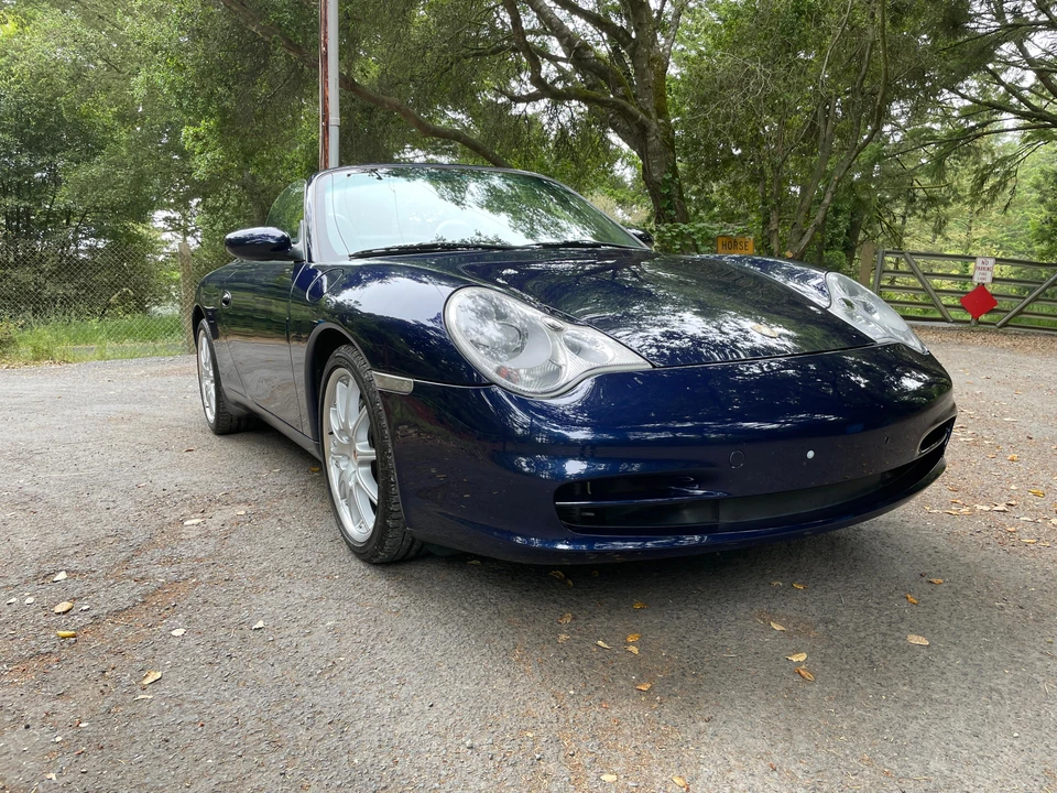 2002 Porsche 996 Carrera 4 - Image 23 of 31