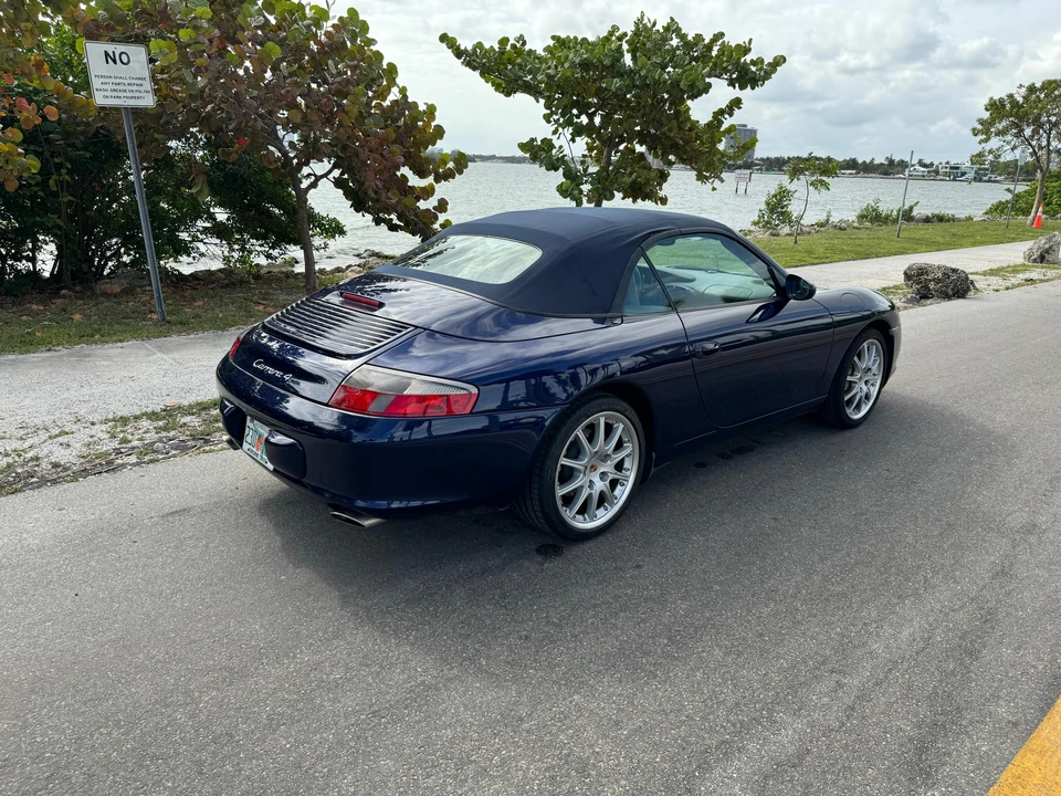2002 Porsche 996 Carrera 4 - Image 26 of 31