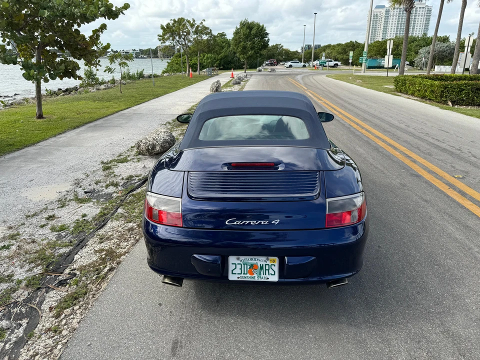 2002 Porsche 996 Carrera 4 - Image 24 of 31