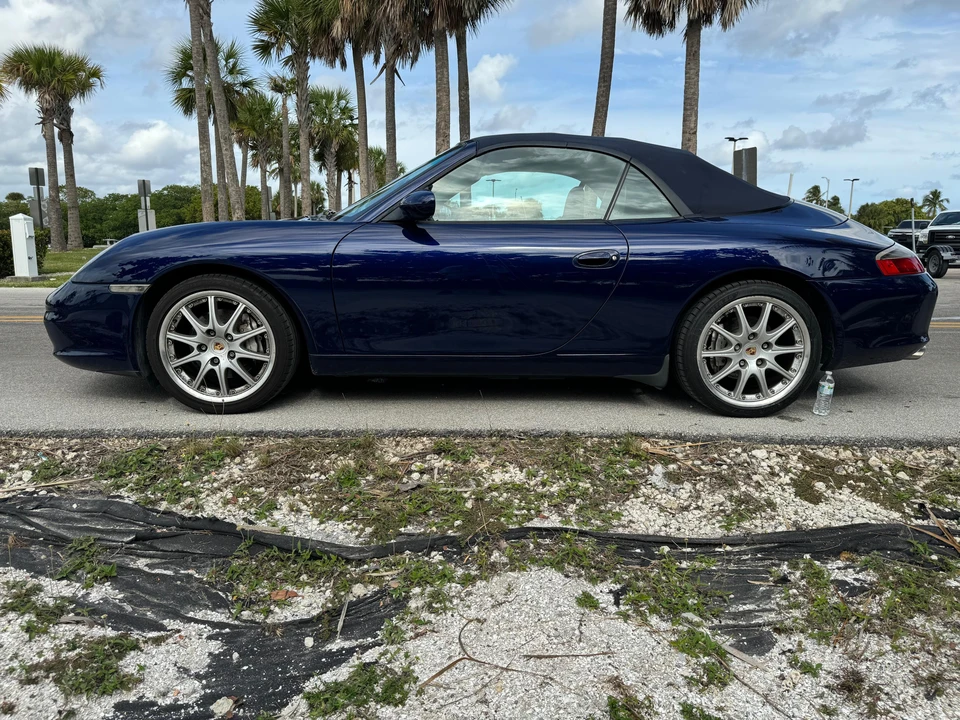 2002 Porsche 996 Carrera 4 - Image 18 of 31