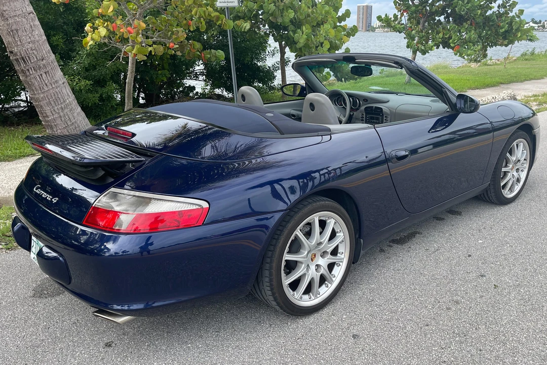 2002 Porsche 996 Carrera 4 - Image 4 of 31