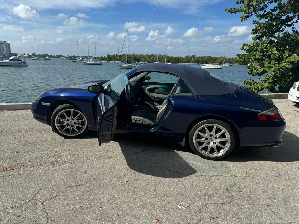 2002 Porsche 996 Carrera 4 - Image 20 of 31